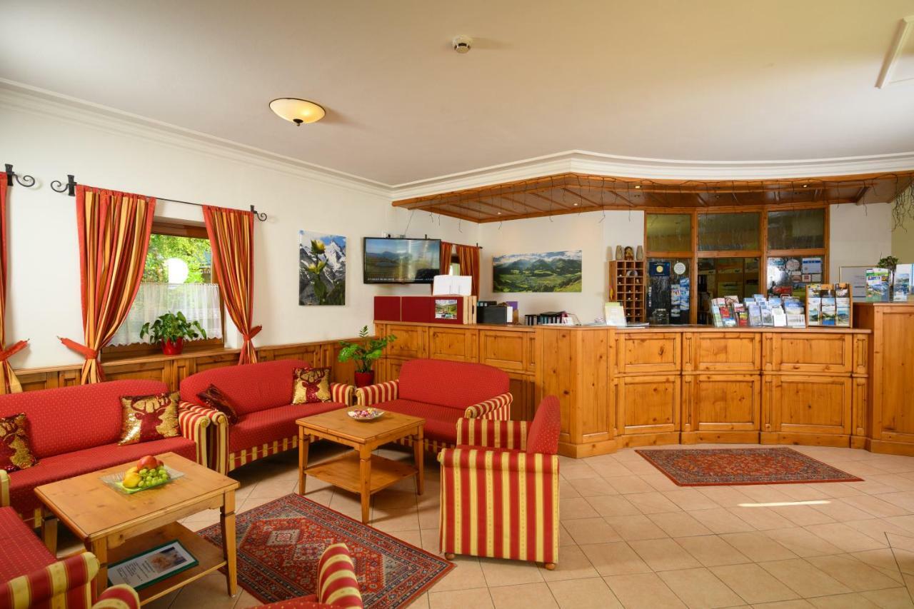 Hotel Gasthof Kroell - Inkl Nationalpark-Karte, 1 X Grossglockner Hochalpenstrasse Kostenlos, 1X Gerlos Alpenstrasse Kostenlos, Krimmler Wasserfaelle Kostenlos, Verschiedene Bergbahnen Kostenlos, Badesee Kostenlos, Bus & Zug Kostenlos, Genusskueche, ニーダーンジル エクステリア 写真